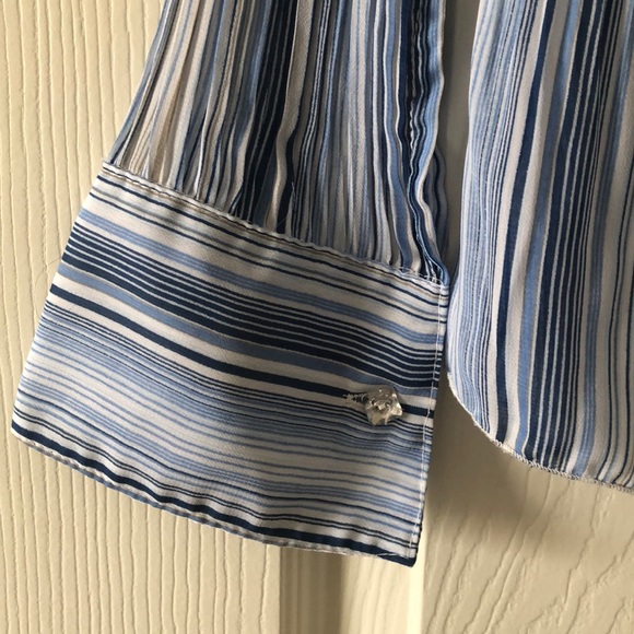 Striped blue button up blouse - Picture 6 of 8